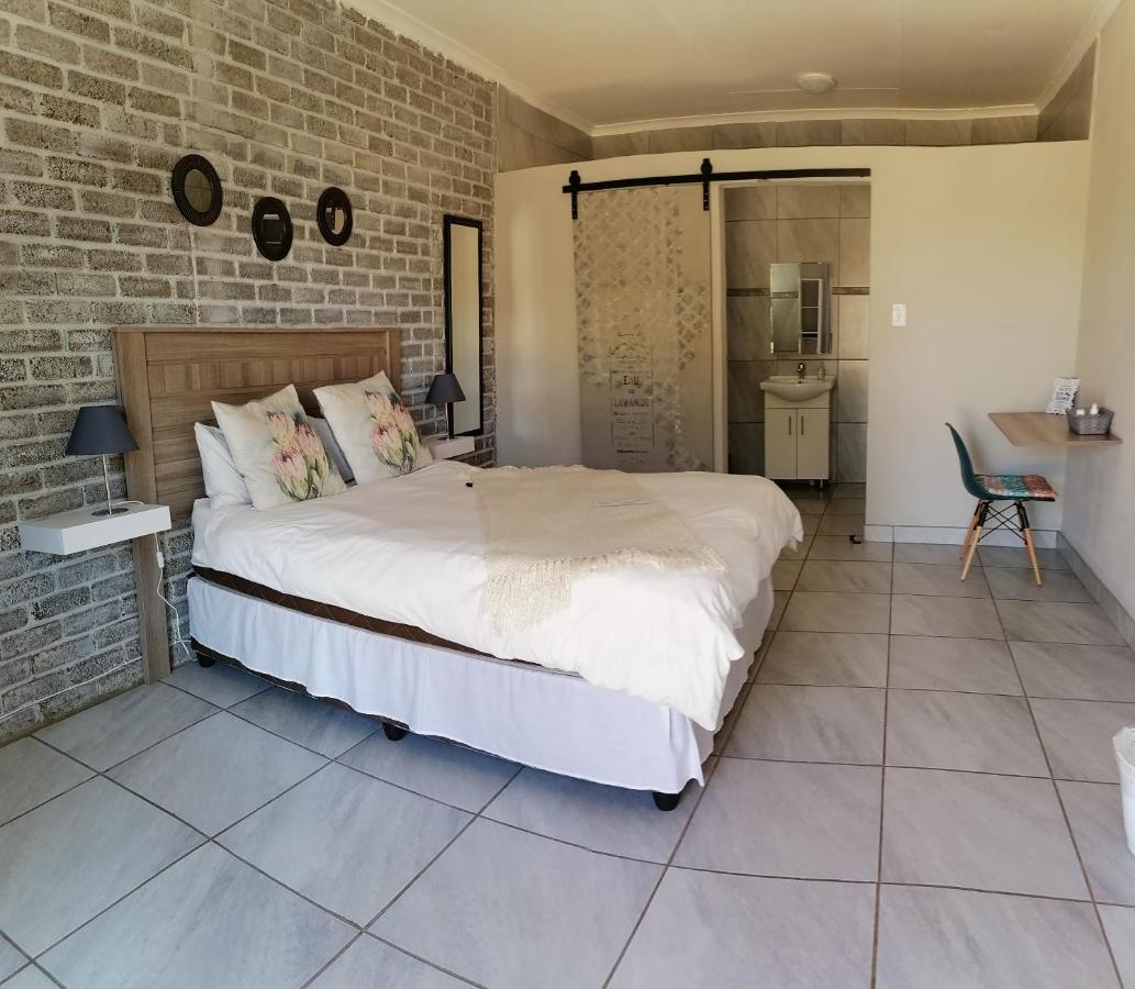 @Home Guest House Zeerust Εξωτερικό φωτογραφία
